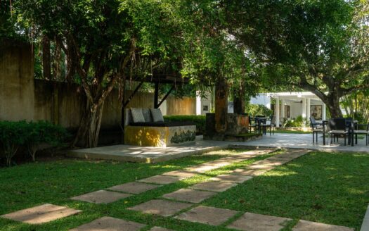 The Deco House